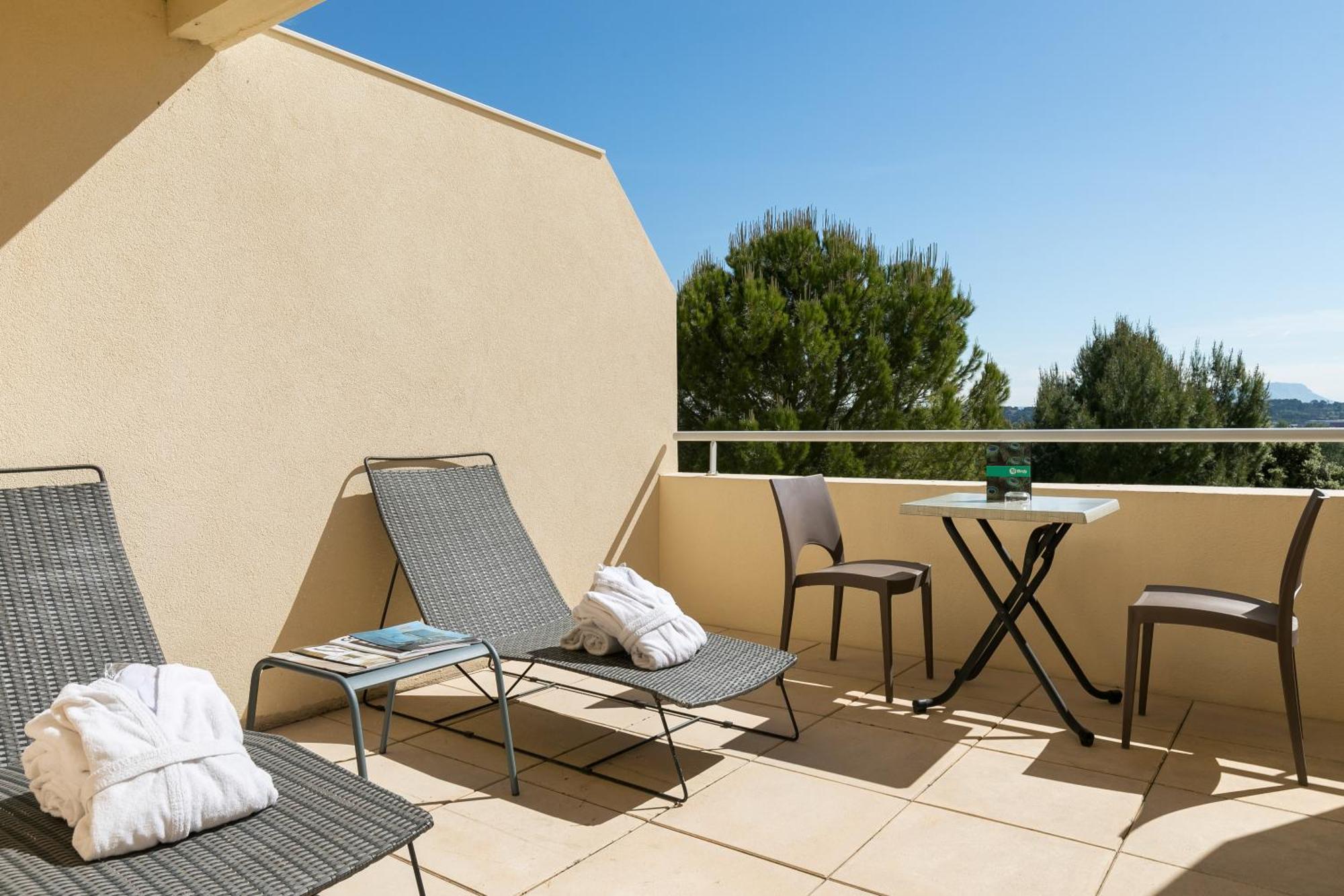 Hotel Birdy By Happyculture Aix-en-Provence Exterior foto