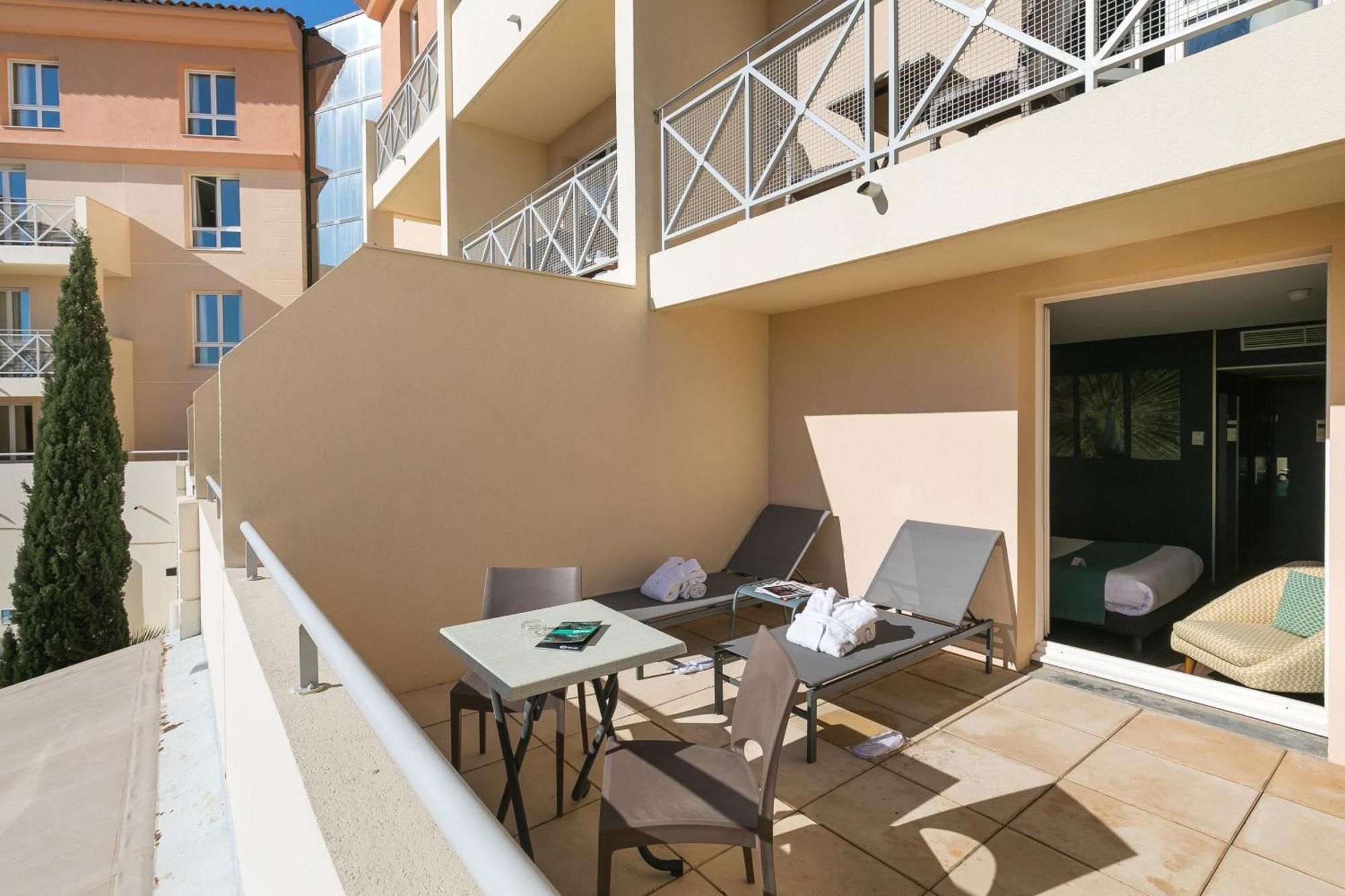 Hotel Birdy By Happyculture Aix-en-Provence Exterior foto